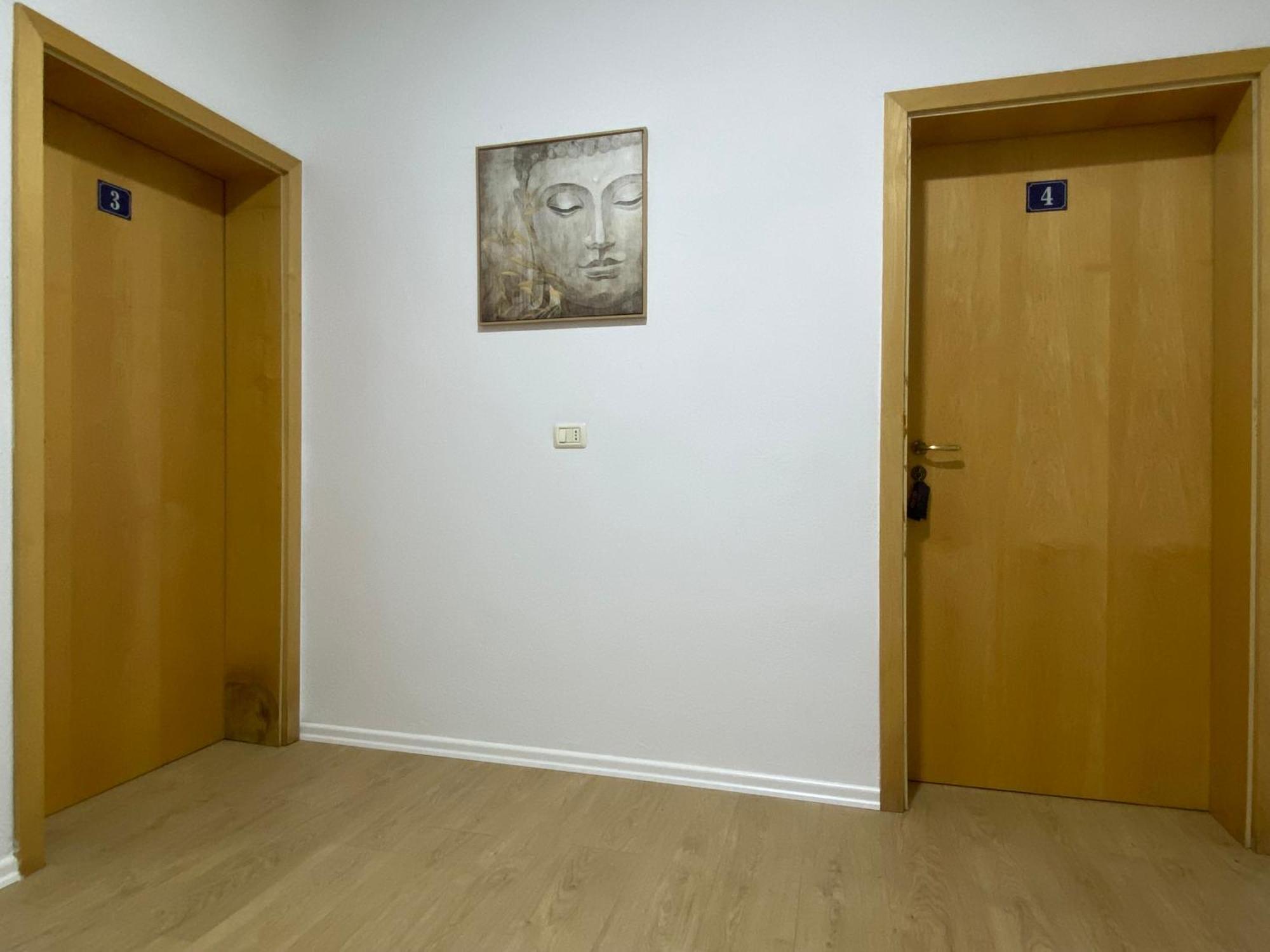 Vila M Vera Rooms With Kitchen And Apartments Durres Exterior photo